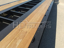 Load image into Gallery viewer, XL Specialized 18" Deck Height (Low-Profile Hydraulic Detachable Gooseneck) Standard