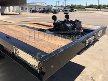 Load image into Gallery viewer, Kalyn Siebert 40 Ton Slide Axle